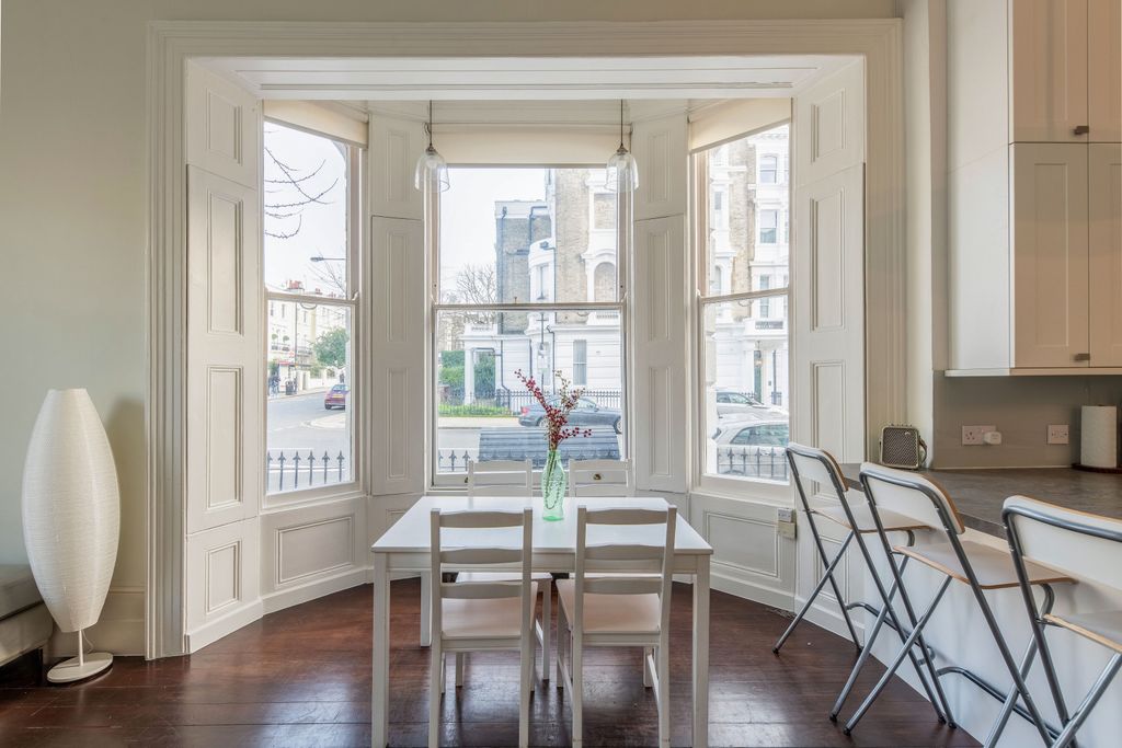 Property photo 2 of 9 Reception/Kitchen