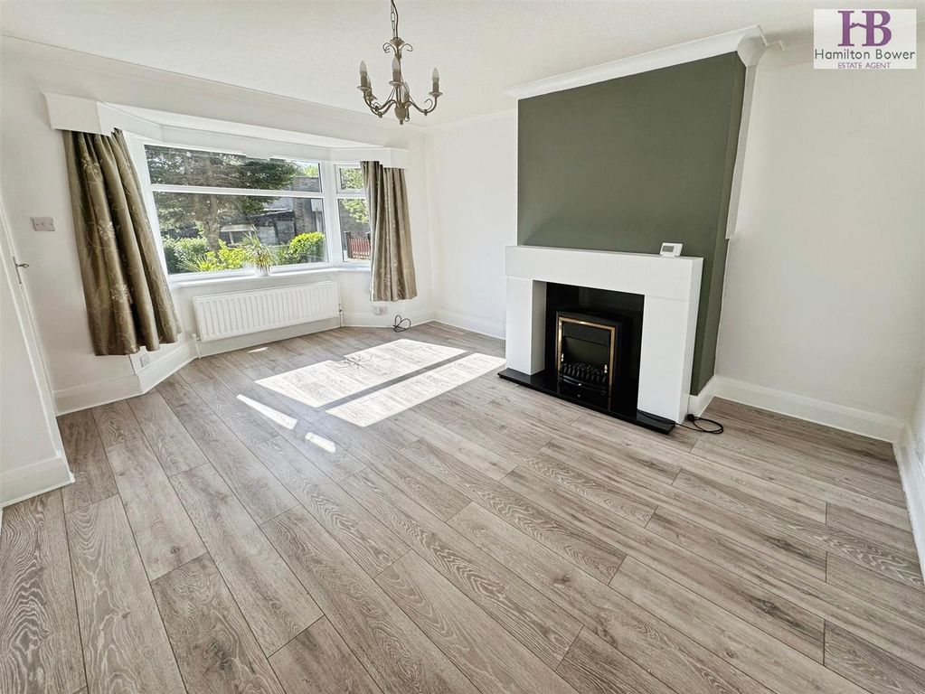 Property photo 2 of 12 7E1002Fc-20Shelfhalllane10.Jpg