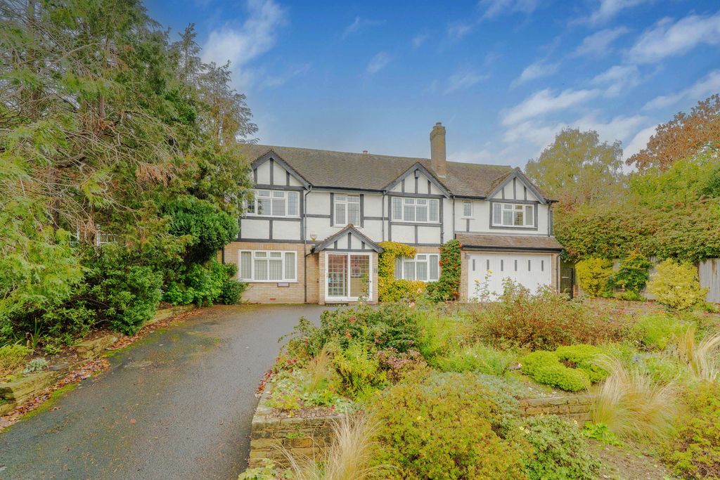 Property photo 1 of 30