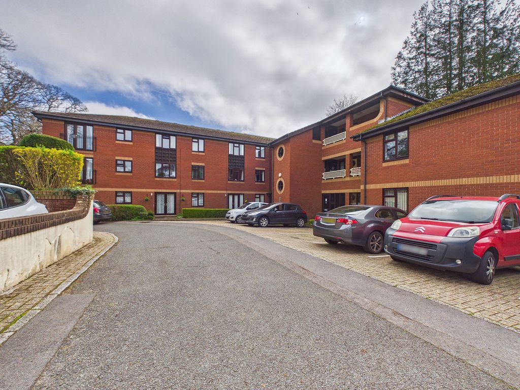 Property photo 2 of 14