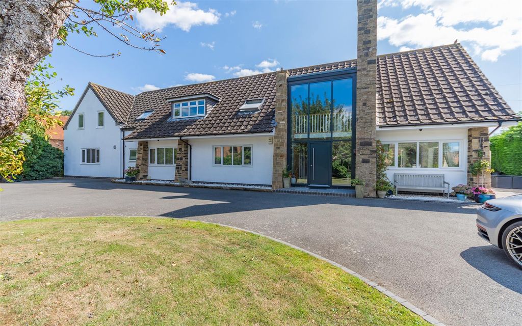 Property photo 1 of 34 1.Jpg