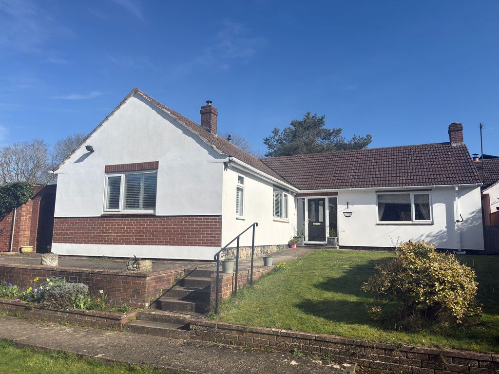 Property photo 1 of 24