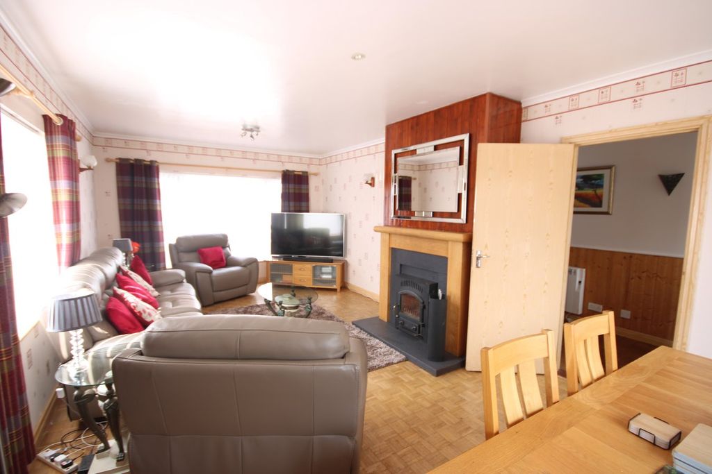 Property photo 3 of 29