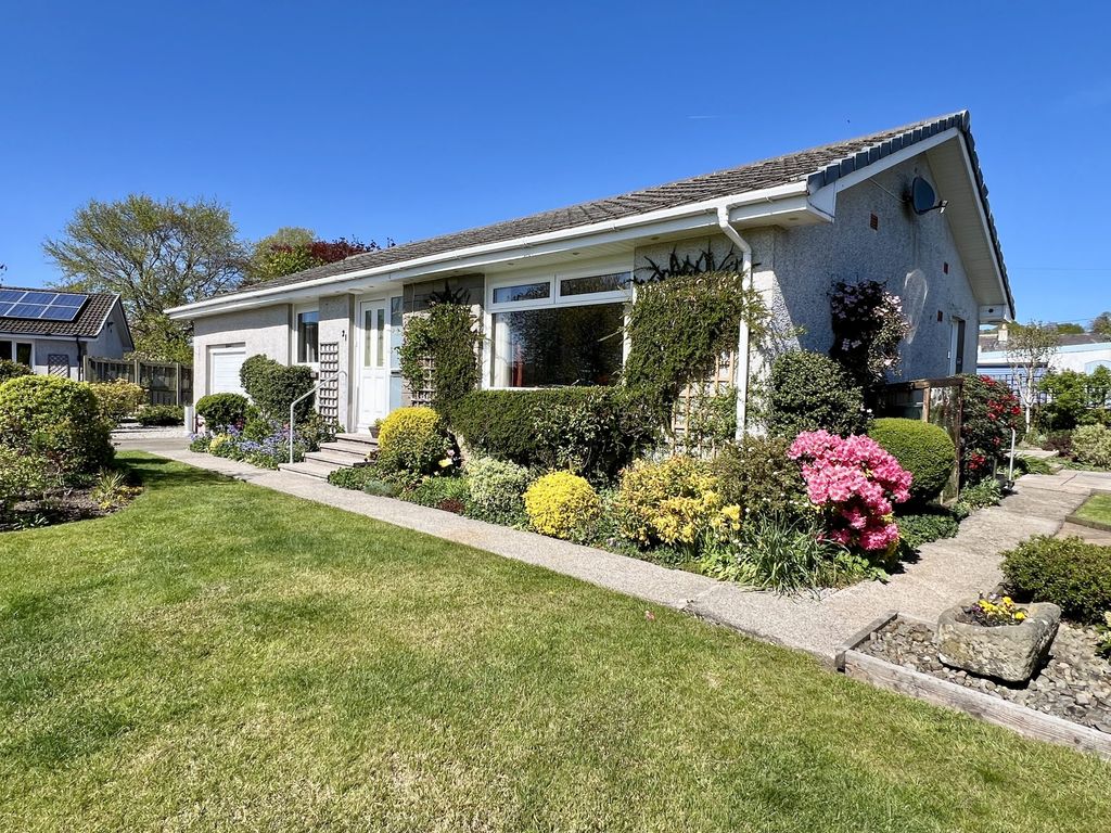 Property photo 1 of 23