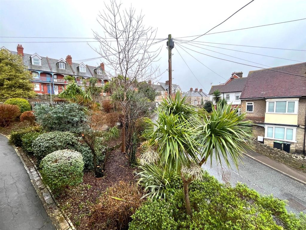 Property photo 3 of 29 4289 Bedroom1Outlook.Jpg