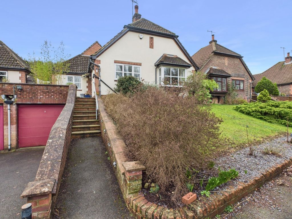 Property photo 1 of 13 Front