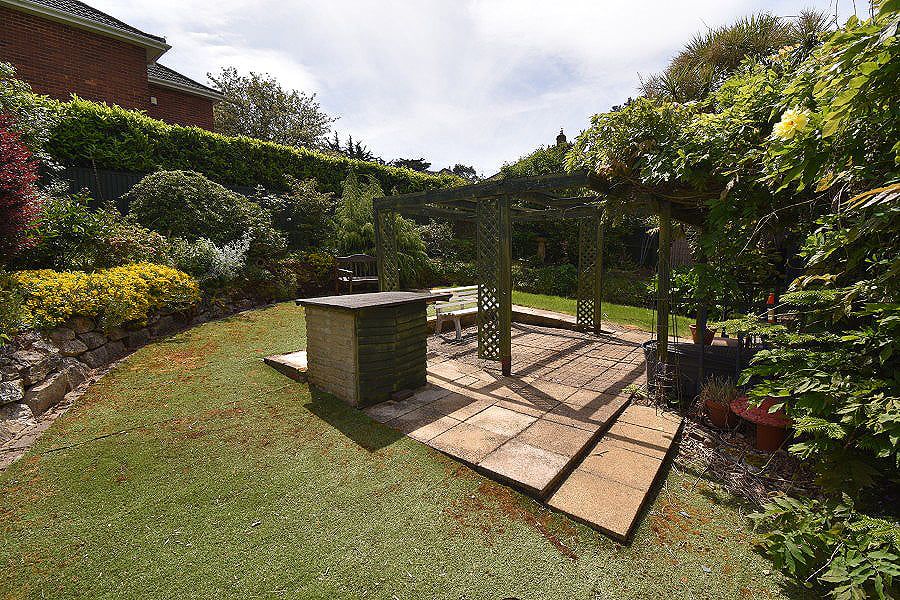 Property photo 2 of 22