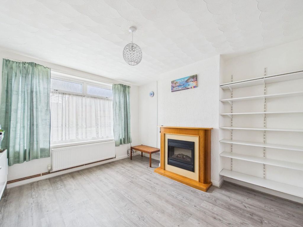 Property photo 2 of 21 Cam01576G0-Pr0327-Still008.Jpg