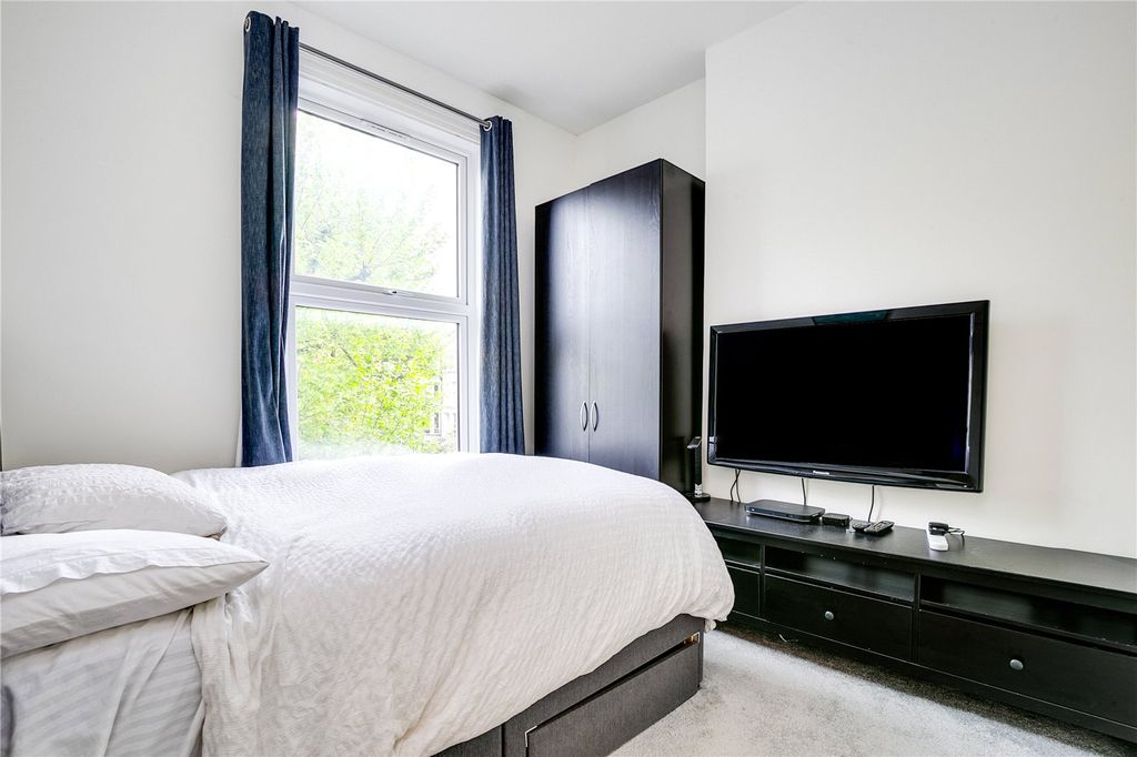 Property photo 3 of 9