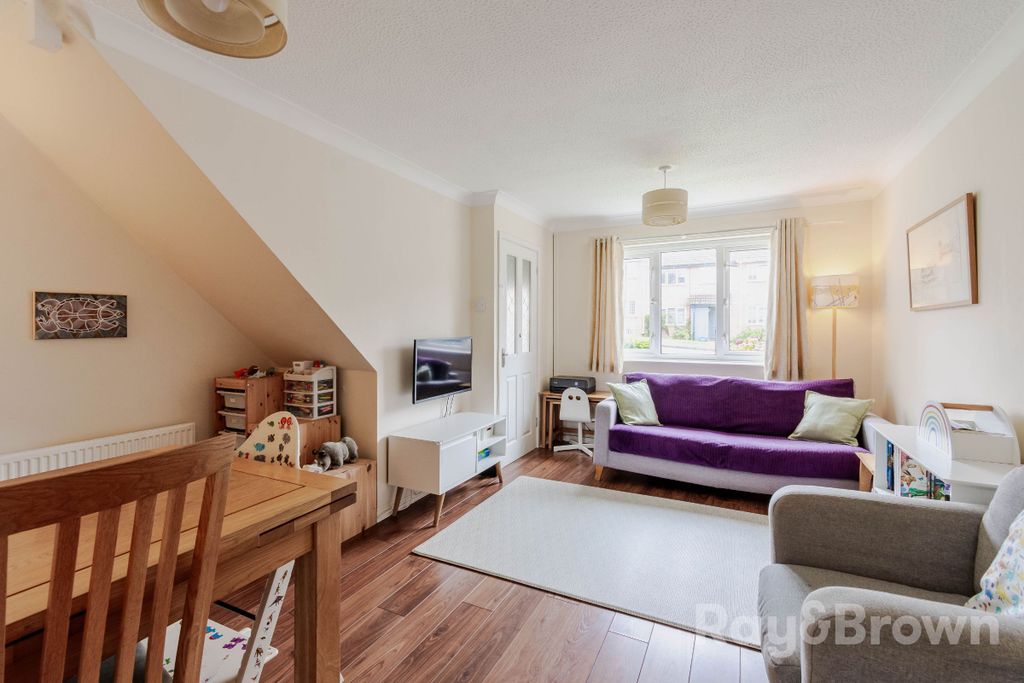 Property photo 2 of 38