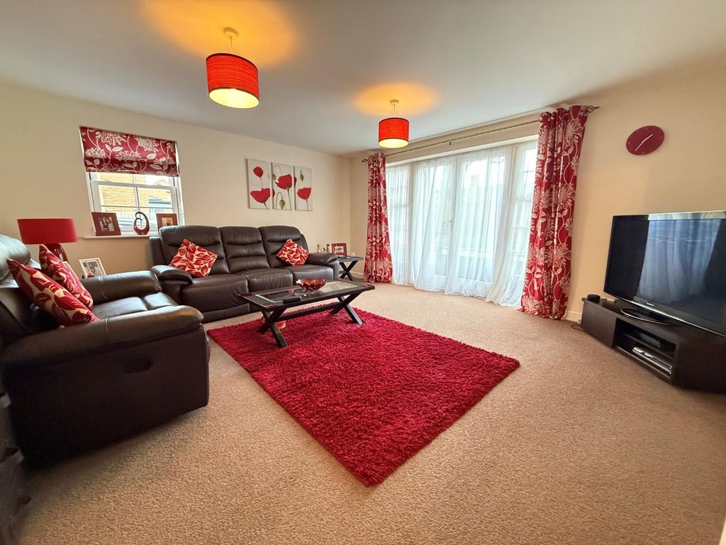 Property photo 2 of 18 4.Jpg