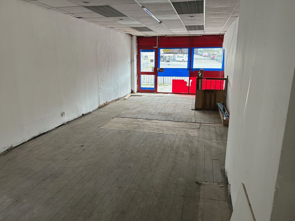 Property photo 2 of 3