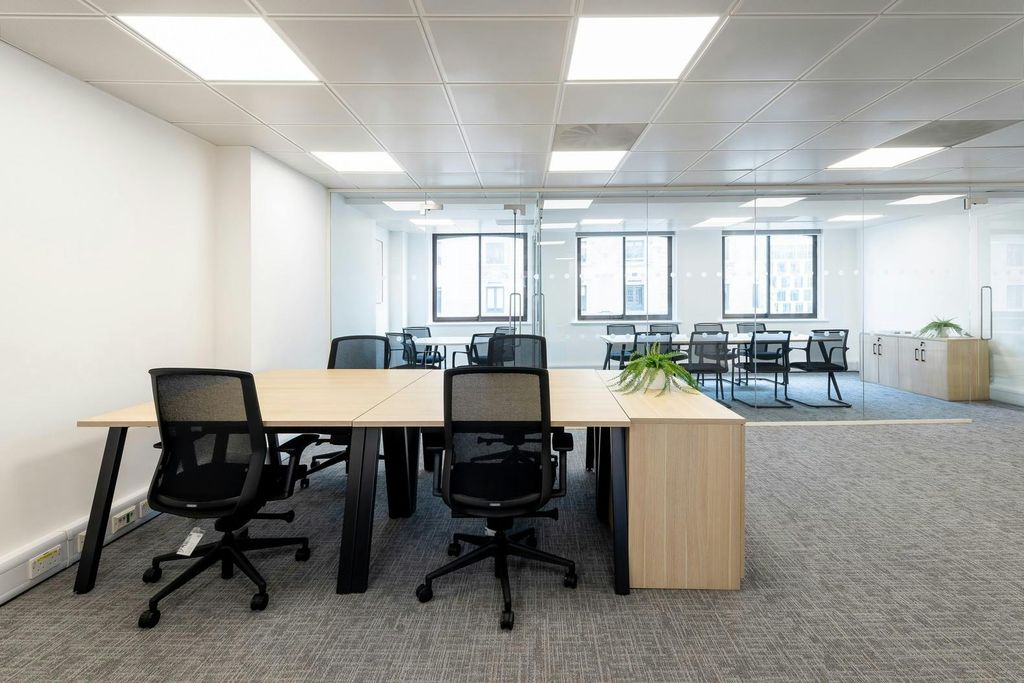 Property photo 1 of 20 4th Floor