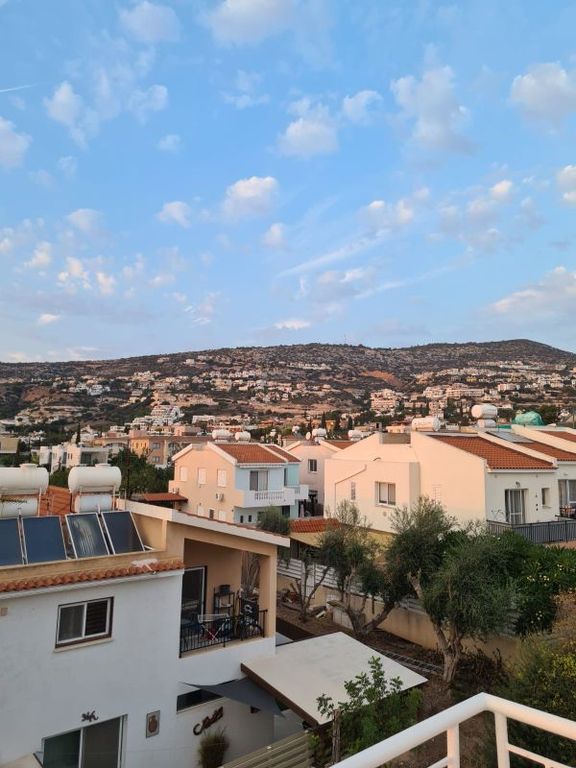 Property photo 3 of 26