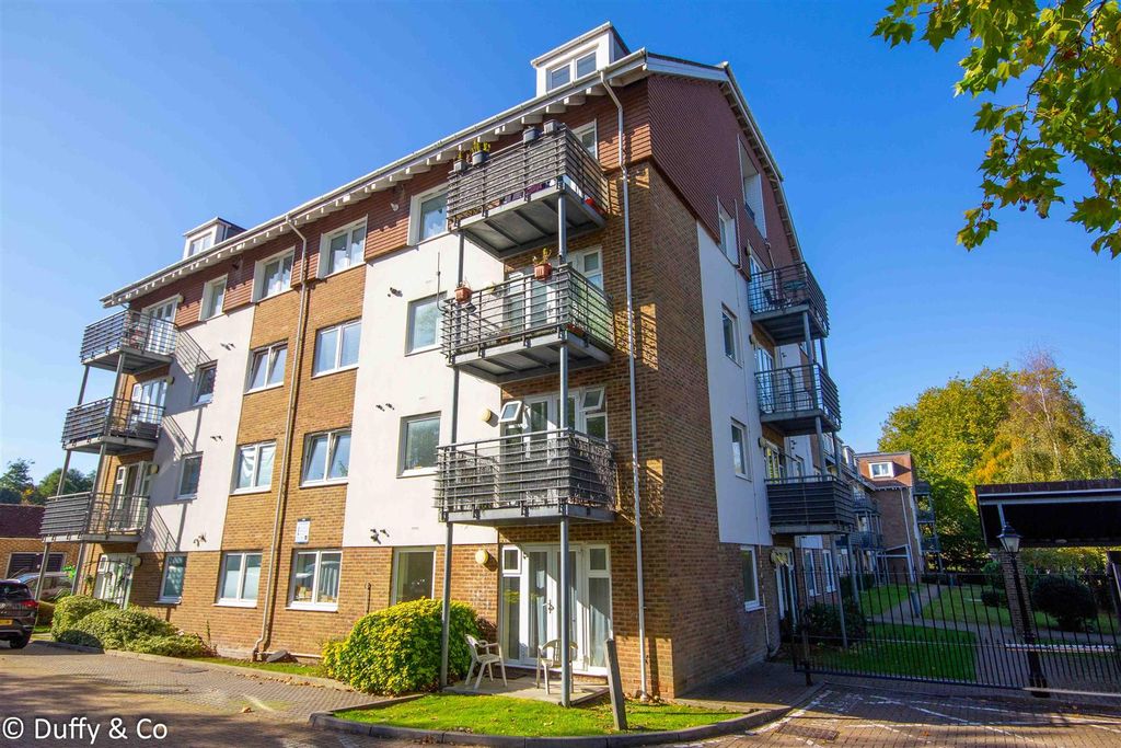 Property photo 1 of 16 Img_0013.Jpg