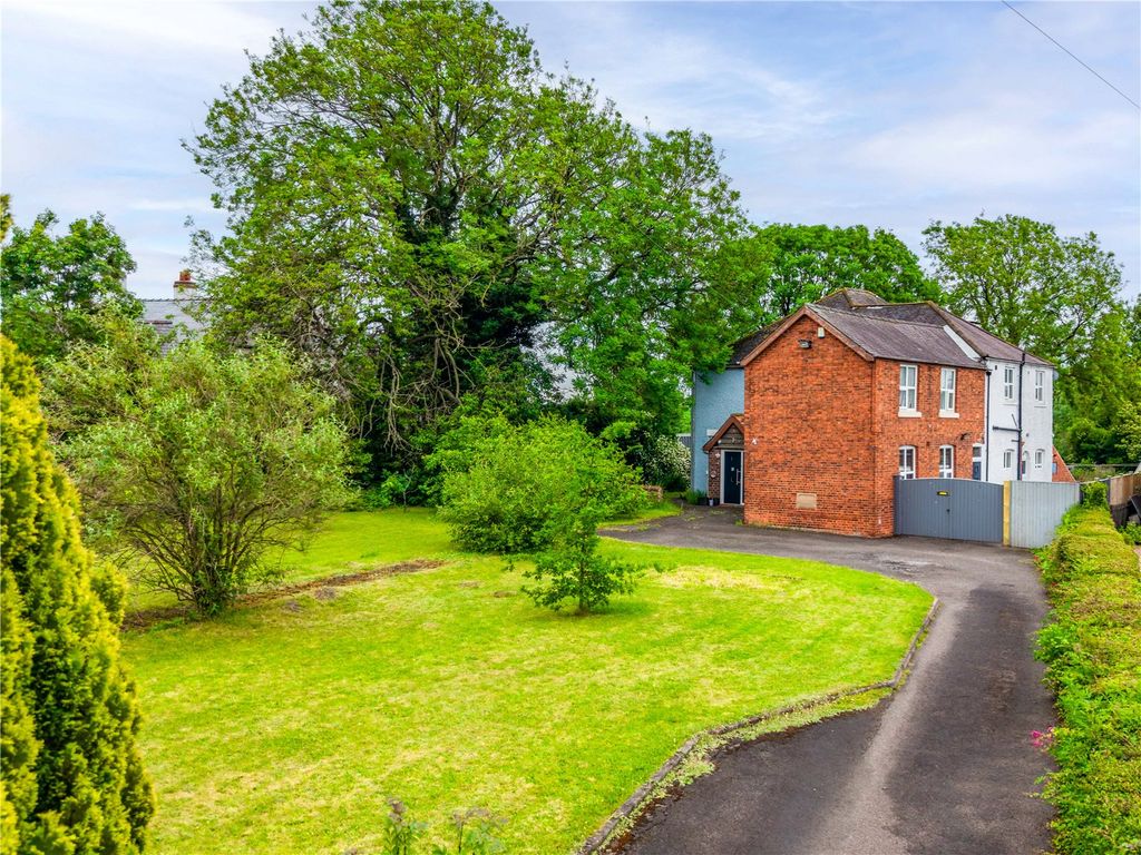 Property photo 1 of 34 Picture No. 37