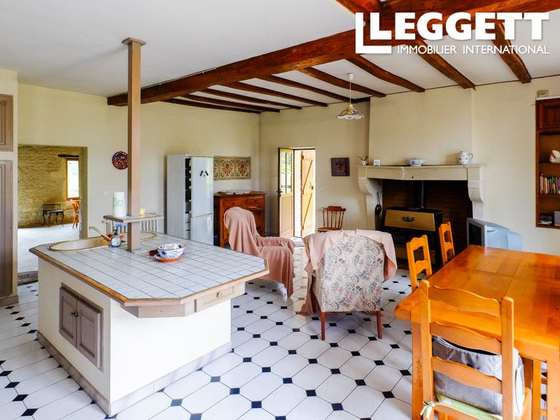 Property photo 3 of 10