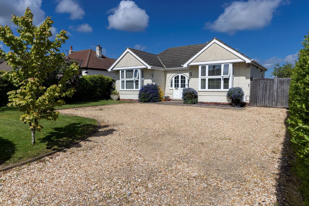 Property photo 1 of 34