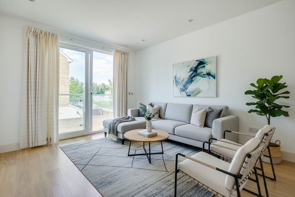 Property photo 2 of 7