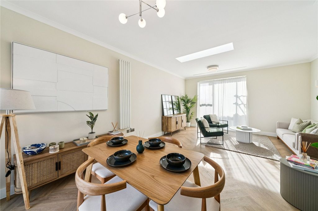 Property photo 3 of 12 Picture No. 20