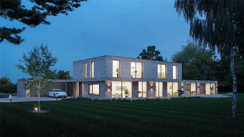 Property photo 2 of 11 Picture No. 27