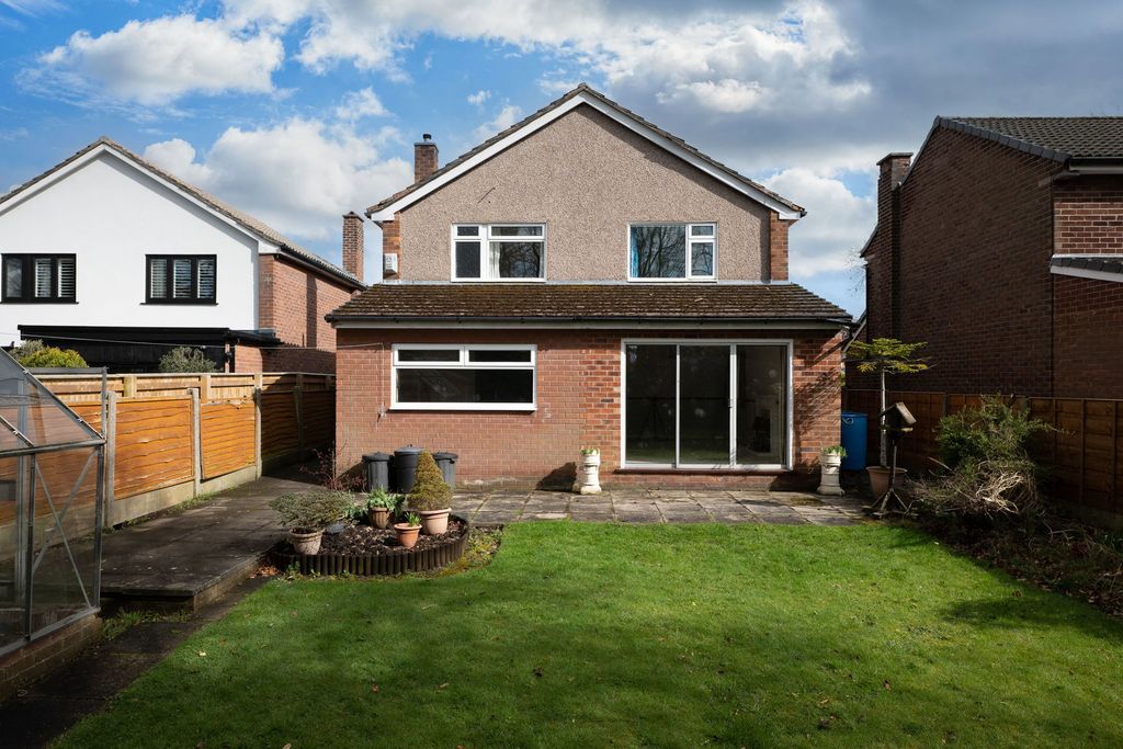 Property photo 2 of 26