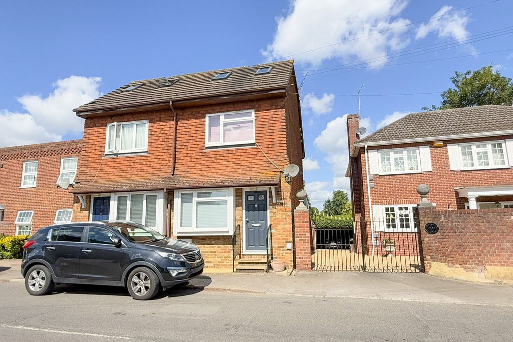 Property photo 2 of 15