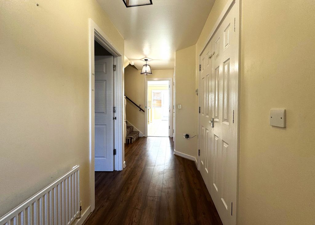 Property photo 2 of 24 Gallery