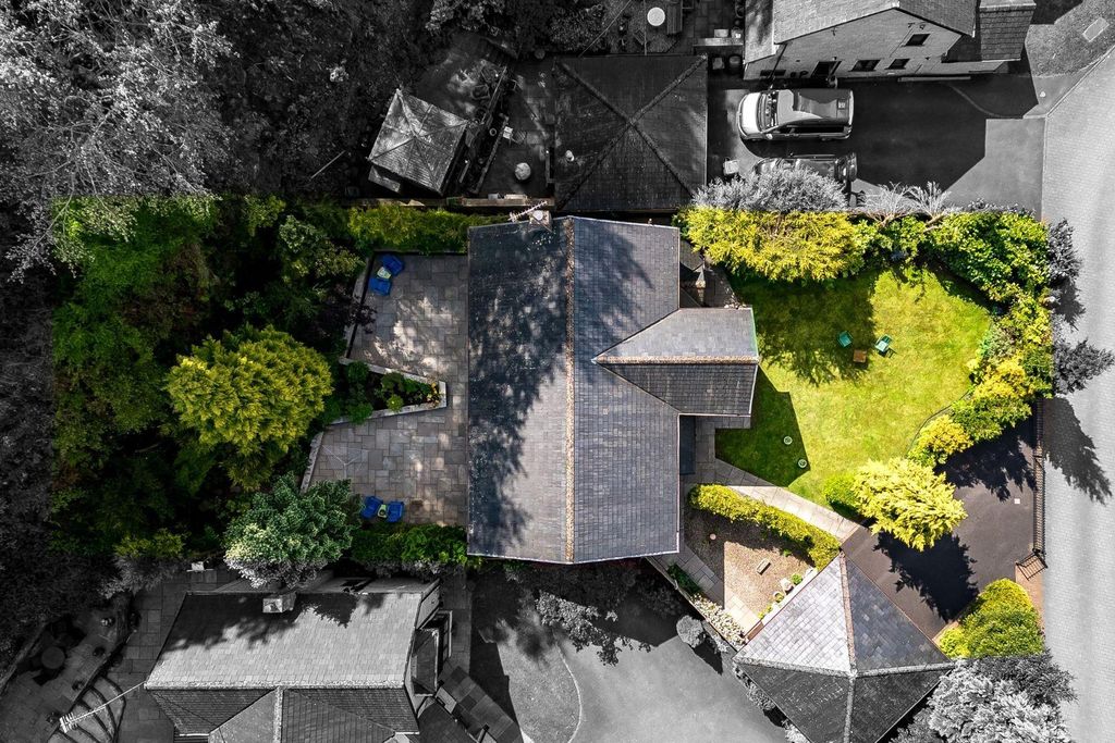 Property photo 2 of 38 19 Vale Street Aerial Photo.Jpg