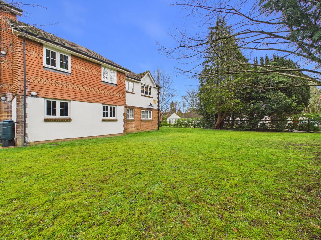 Property photo 2 of 10