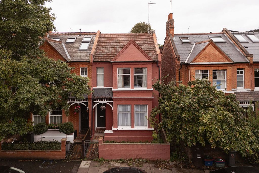 Property photo 1 of 27