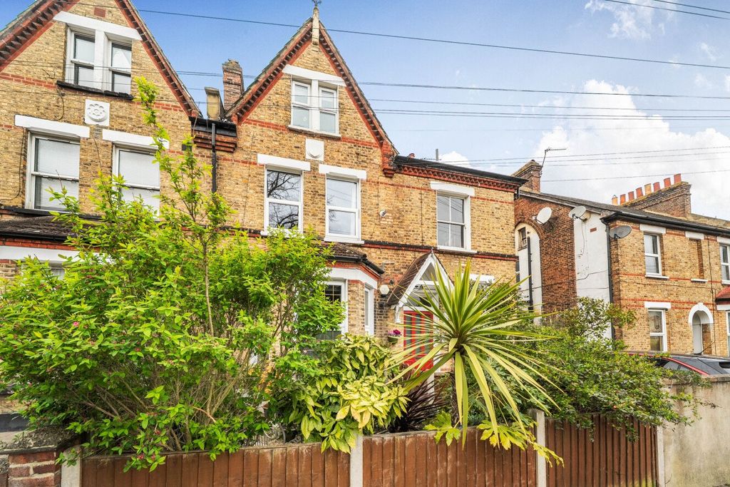 Property photo 1 of 16 Picture No. 04