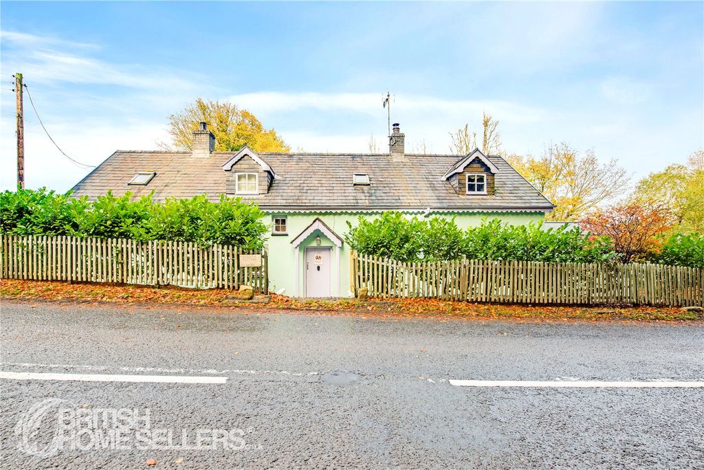 Property photo 1 of 15 Picture No. 12