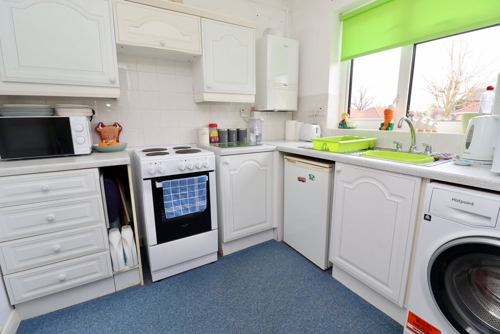 Property photo 3 of 8 Img_1571