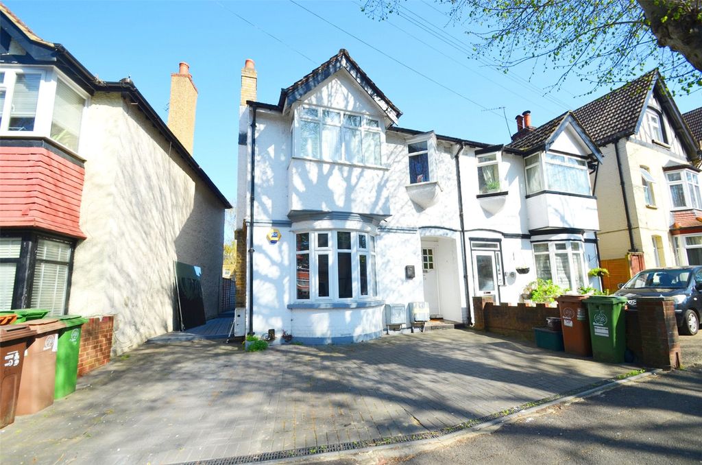 Property photo 1 of 9 Picture No. 12