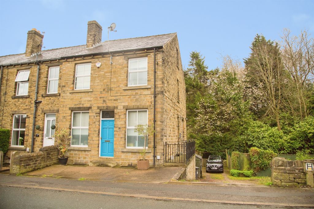 Property photo 1 of 32