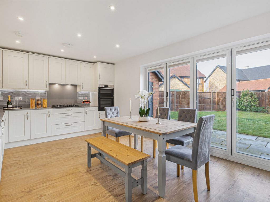 Property photo 2 of 37