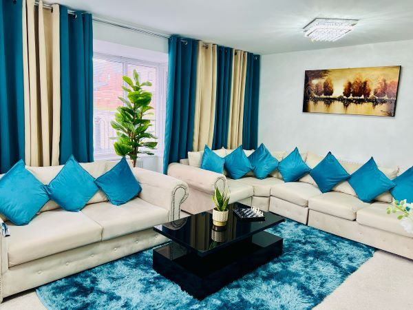 Property photo 2 of 8