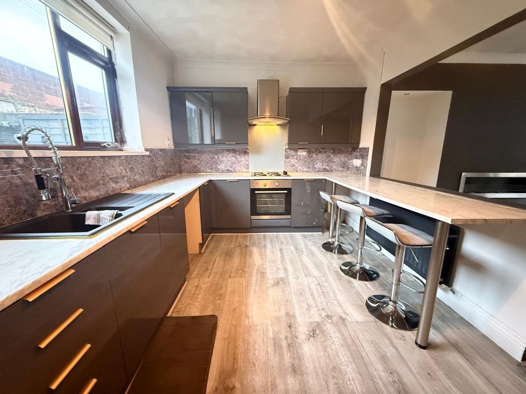 Property photo 2 of 13 Whatsapp Image 2026-02-05 At 13.25.09 (2)