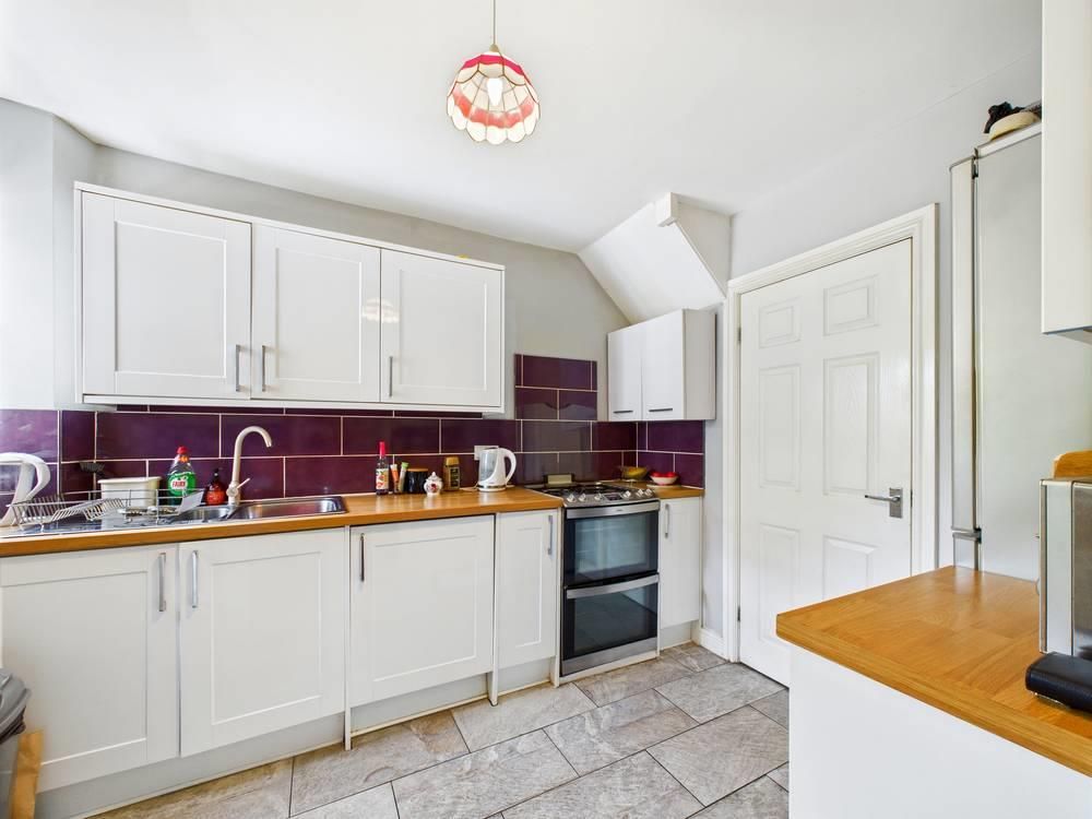 Property photo 2 of 15 Kitchen