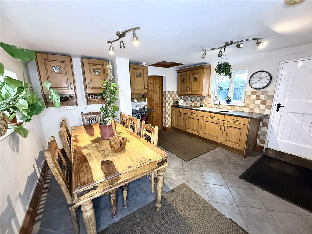 Property photo 2 of 27 Img_3106.Jpg