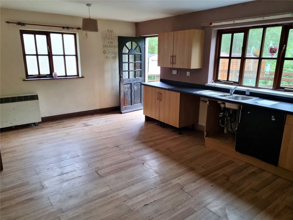 Property photo 3 of 9 Picture No. 08