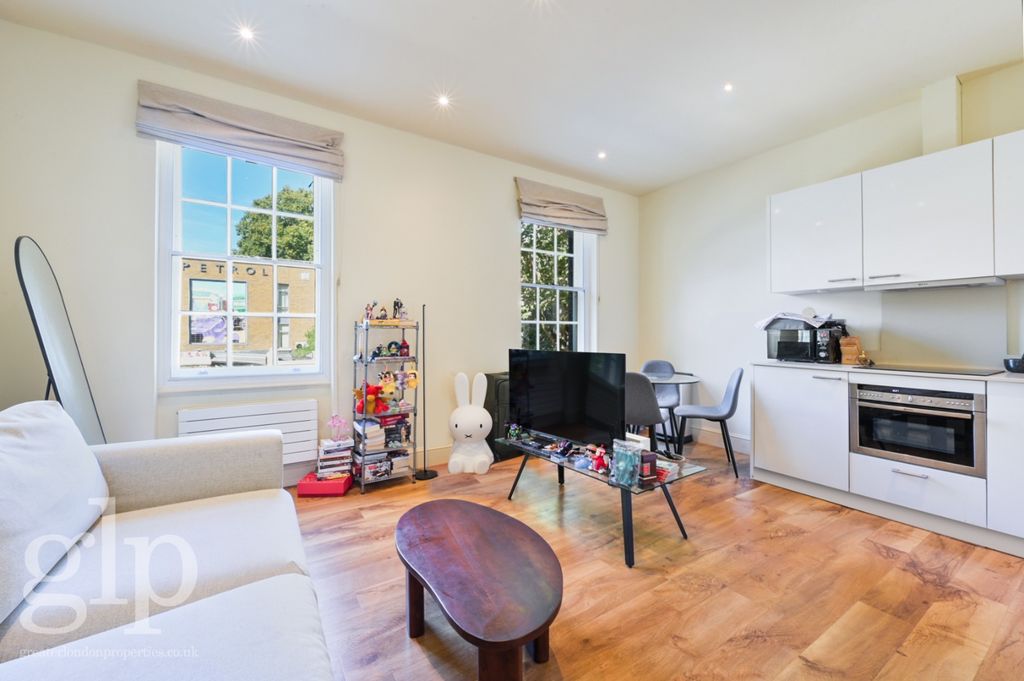 Property photo 1 of 13 994042