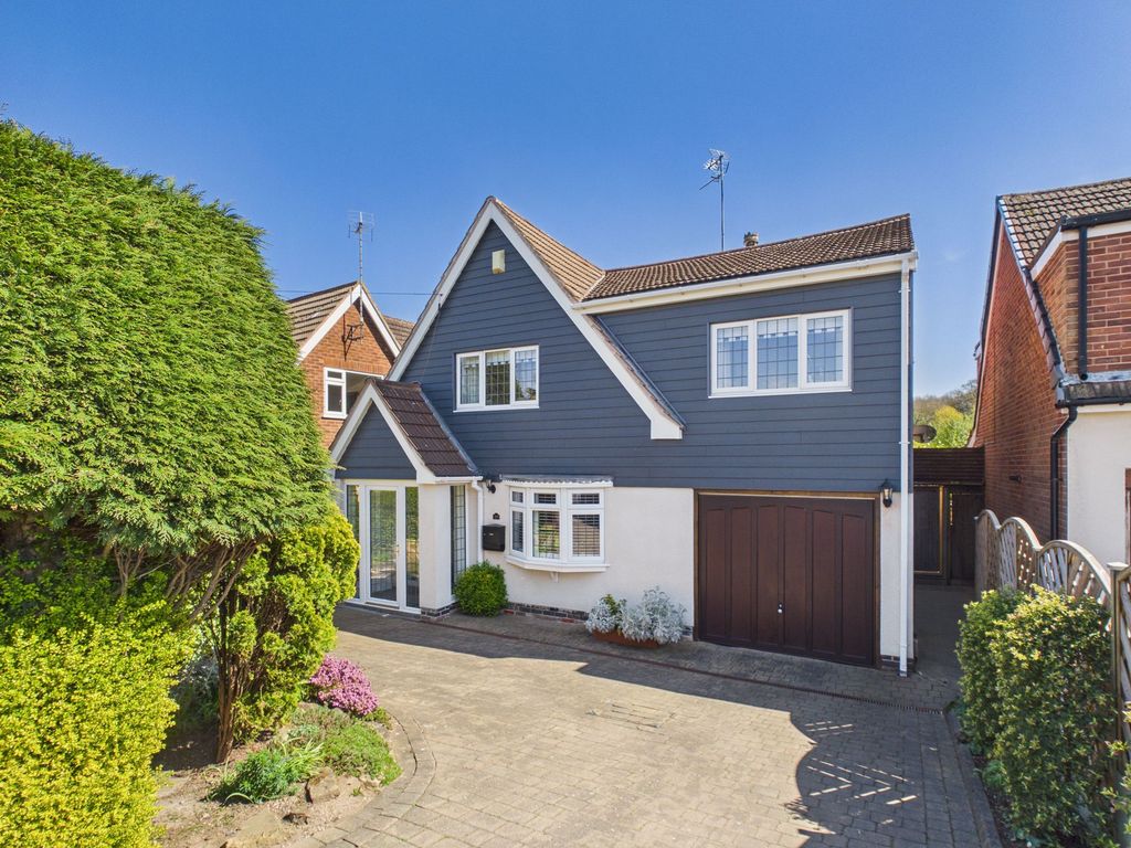 Property photo 2 of 40 Front