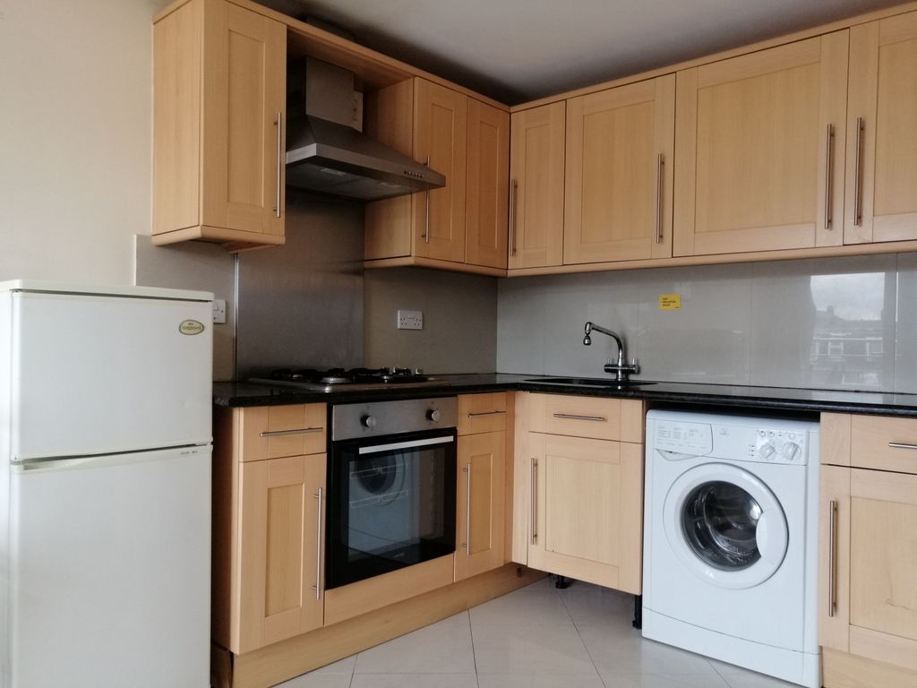 Property photo 3 of 11 Gallery