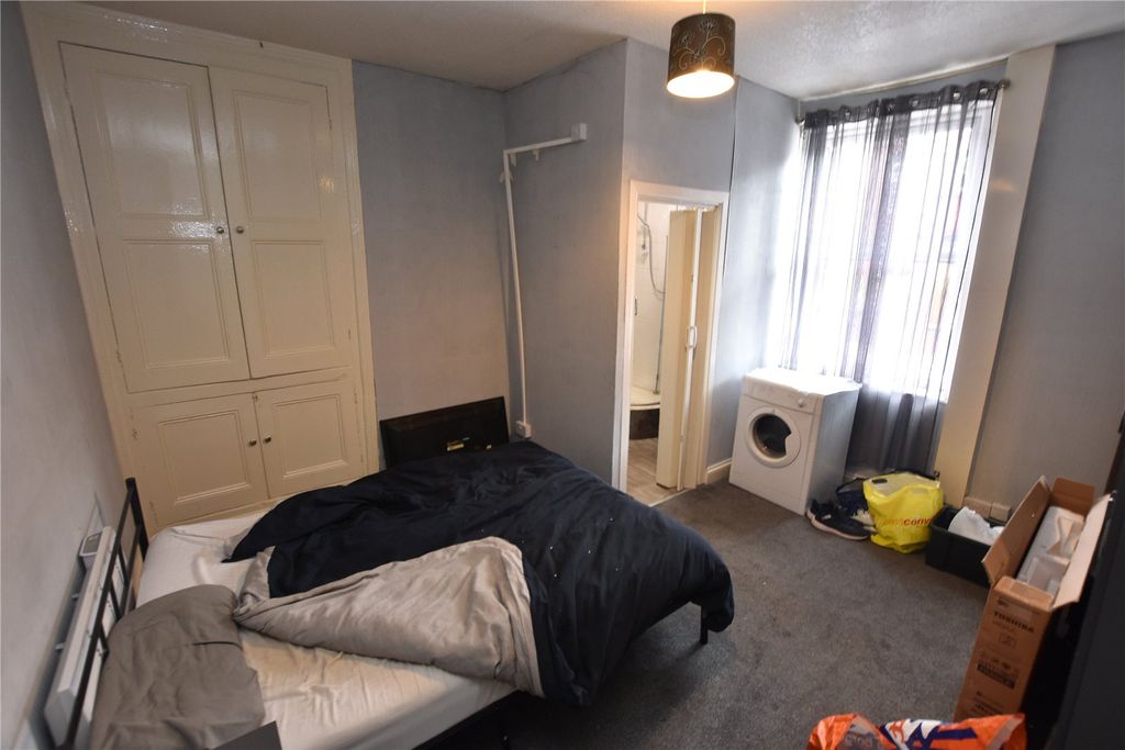 Property photo 3 of 11 Picture No. 20