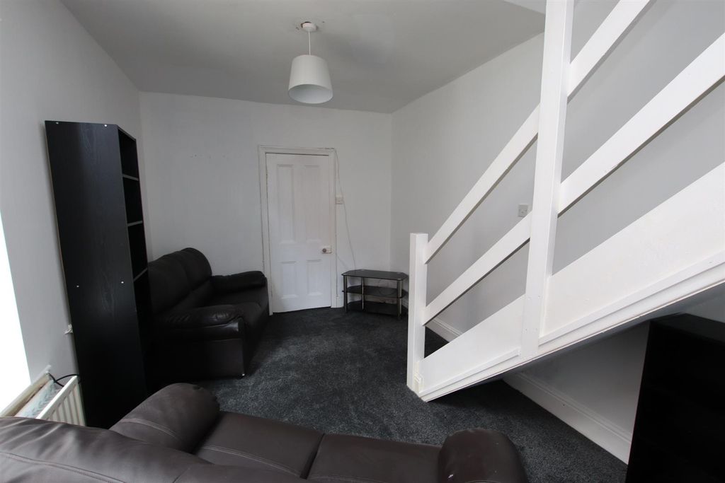 Property photo 3 of 7 Img_9049.Jpg