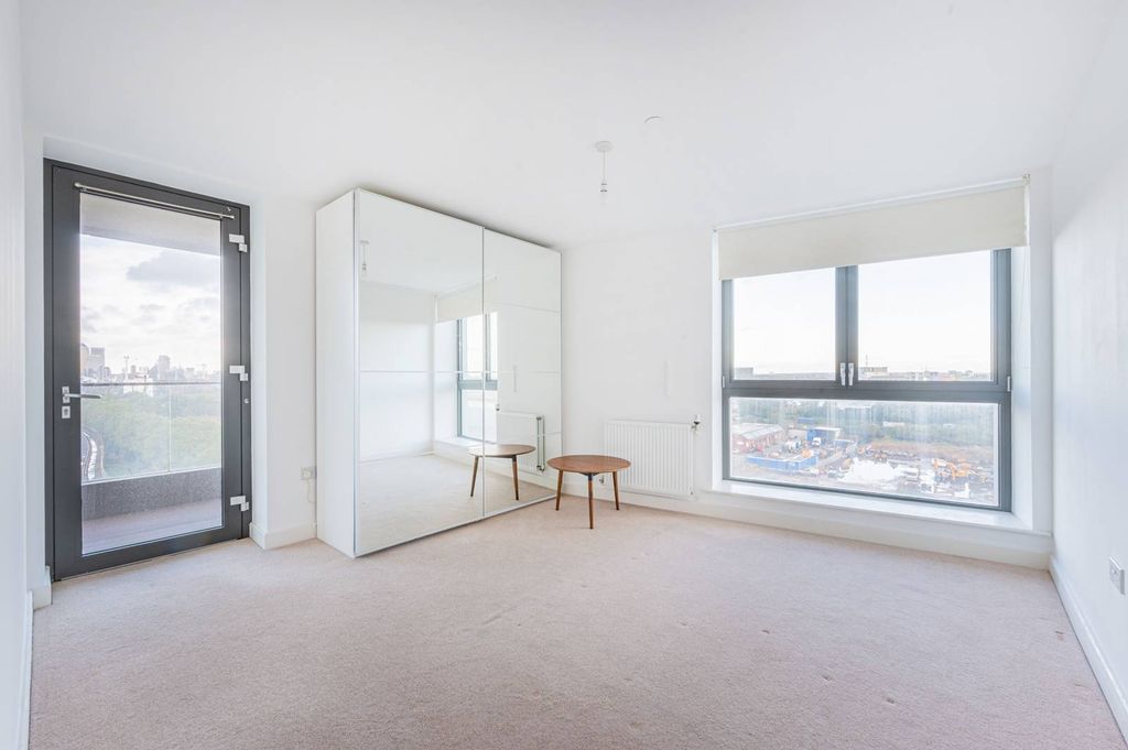 Property photo 3 of 7