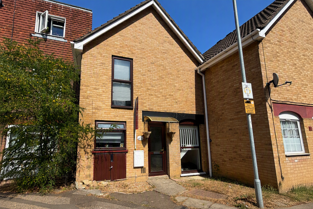 Property photo 1 of 11 Front