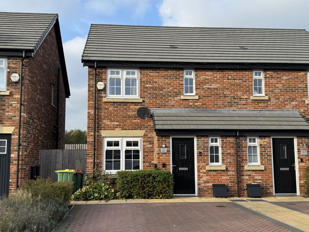 Property photo 2 of 12